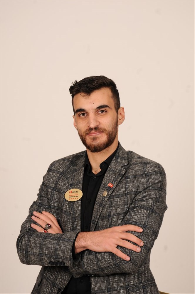 Bora Aktaş — Kurucu